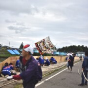 粘り、飛ぶ、だるま組